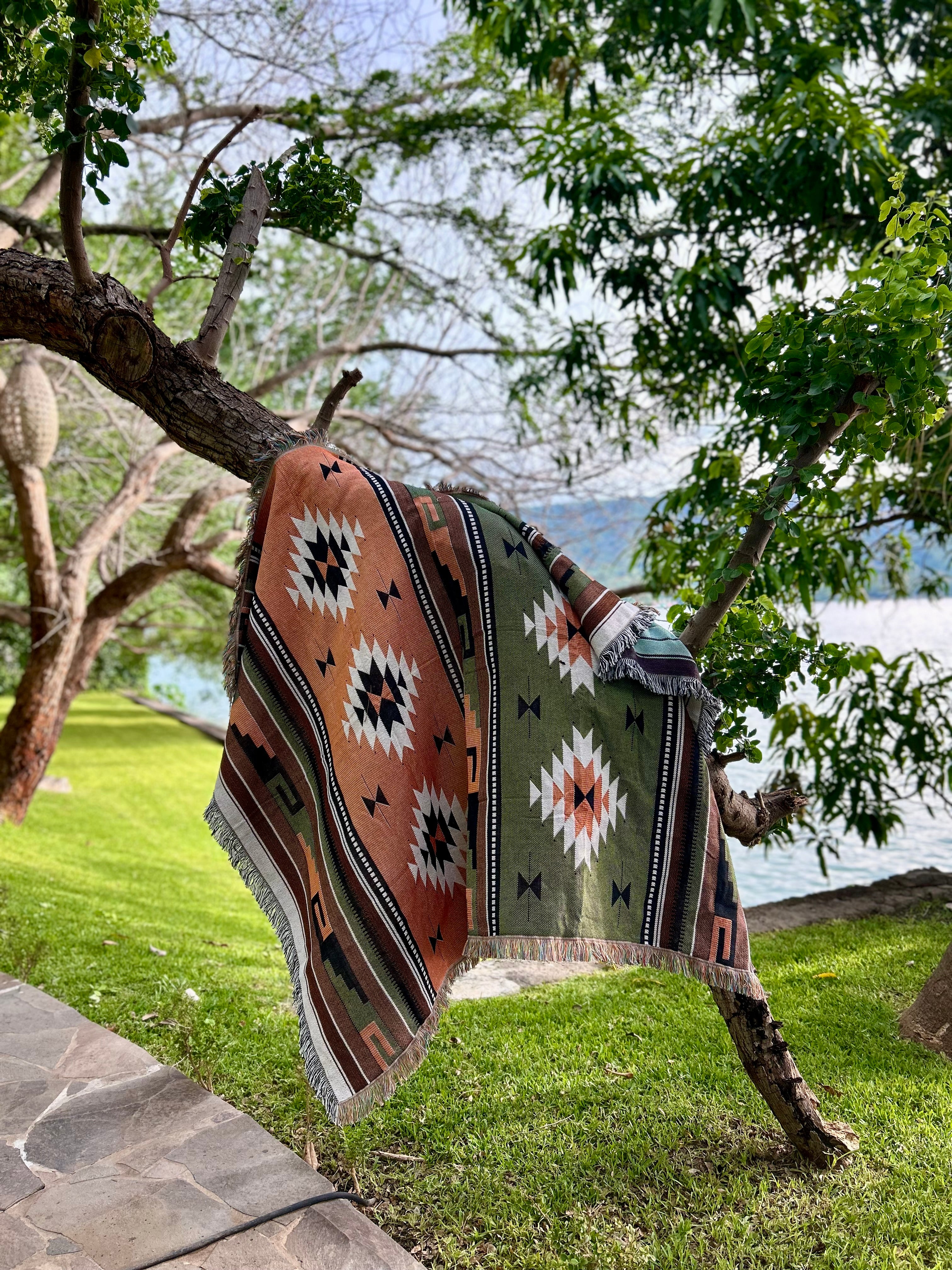 Tierra Woven Gathering Blanket - Inkkas