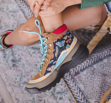 Flutterby Trekk Boot