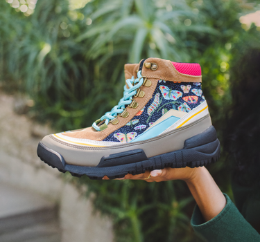 Flutterby Trekk Boot