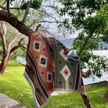 Tierra Woven Gathering Blanket