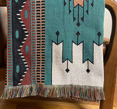 Cascada Woven Gathering Blanket