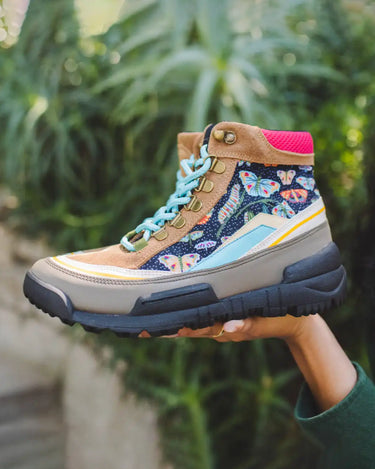 Flutterby Trekk Boot