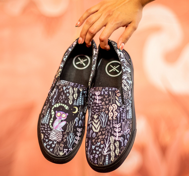 Loomi Slip On