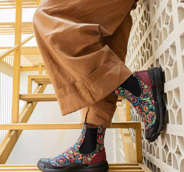 Saras Vegan Chelsea Boot