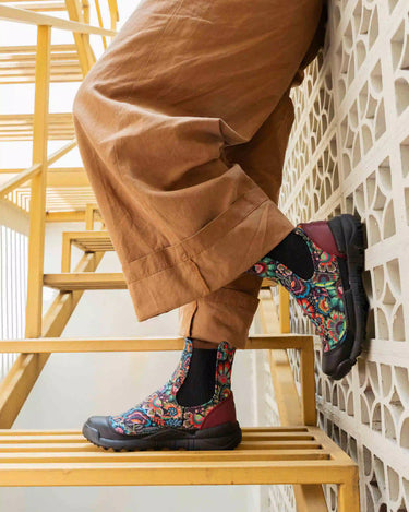Saras Vegan Chelsea Boot