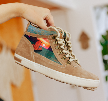 Halong Camping Boot