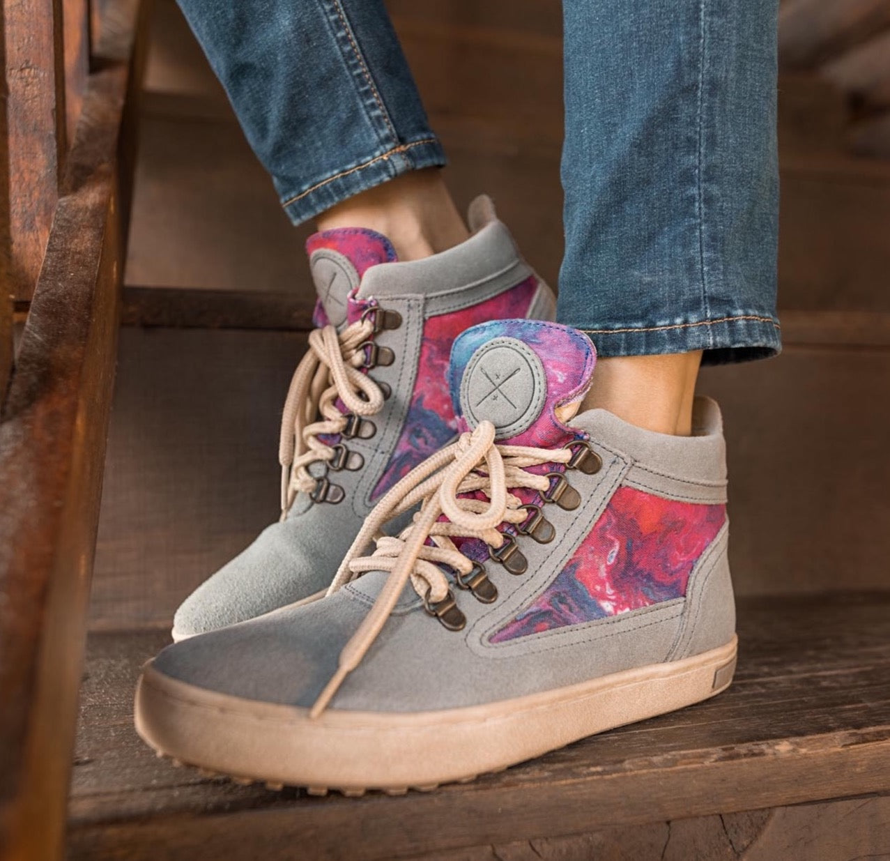 Geode Camping Boot