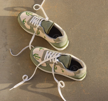 Prickly Jogger