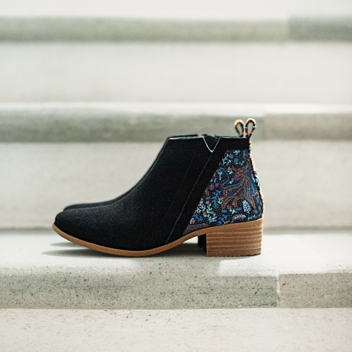 Vegan top wedge boots